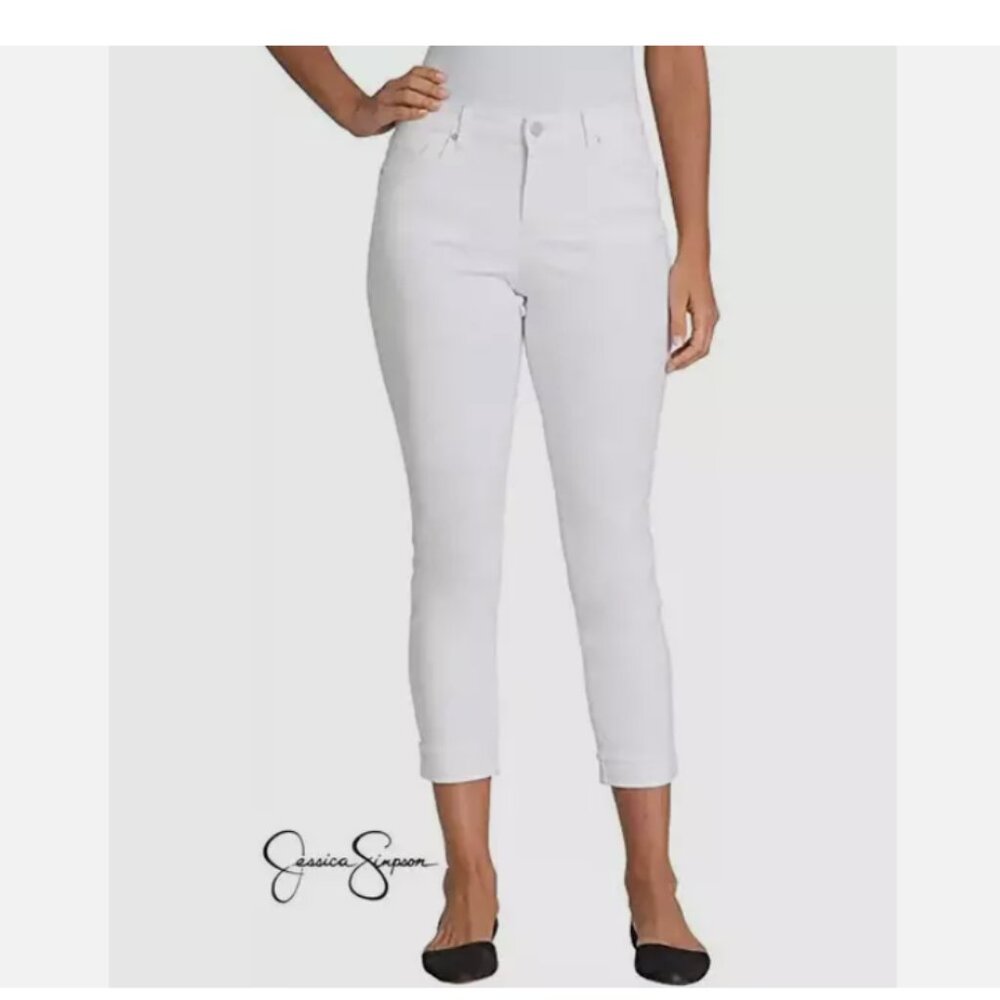 NEW! Jessica Simpson Women Relaxed Skinny Crop Jean  White 6/28